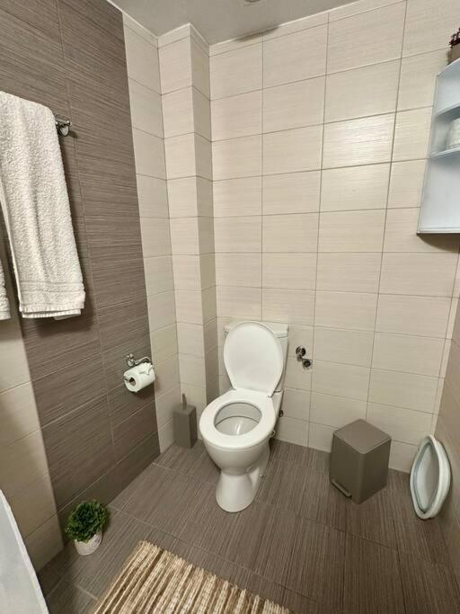 Eleni'S Studio Near The Airport Heraklion  Екстер'єр фото
