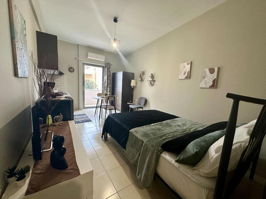 Eleni'S Studio Near The Airport Heraklion  Екстер'єр фото